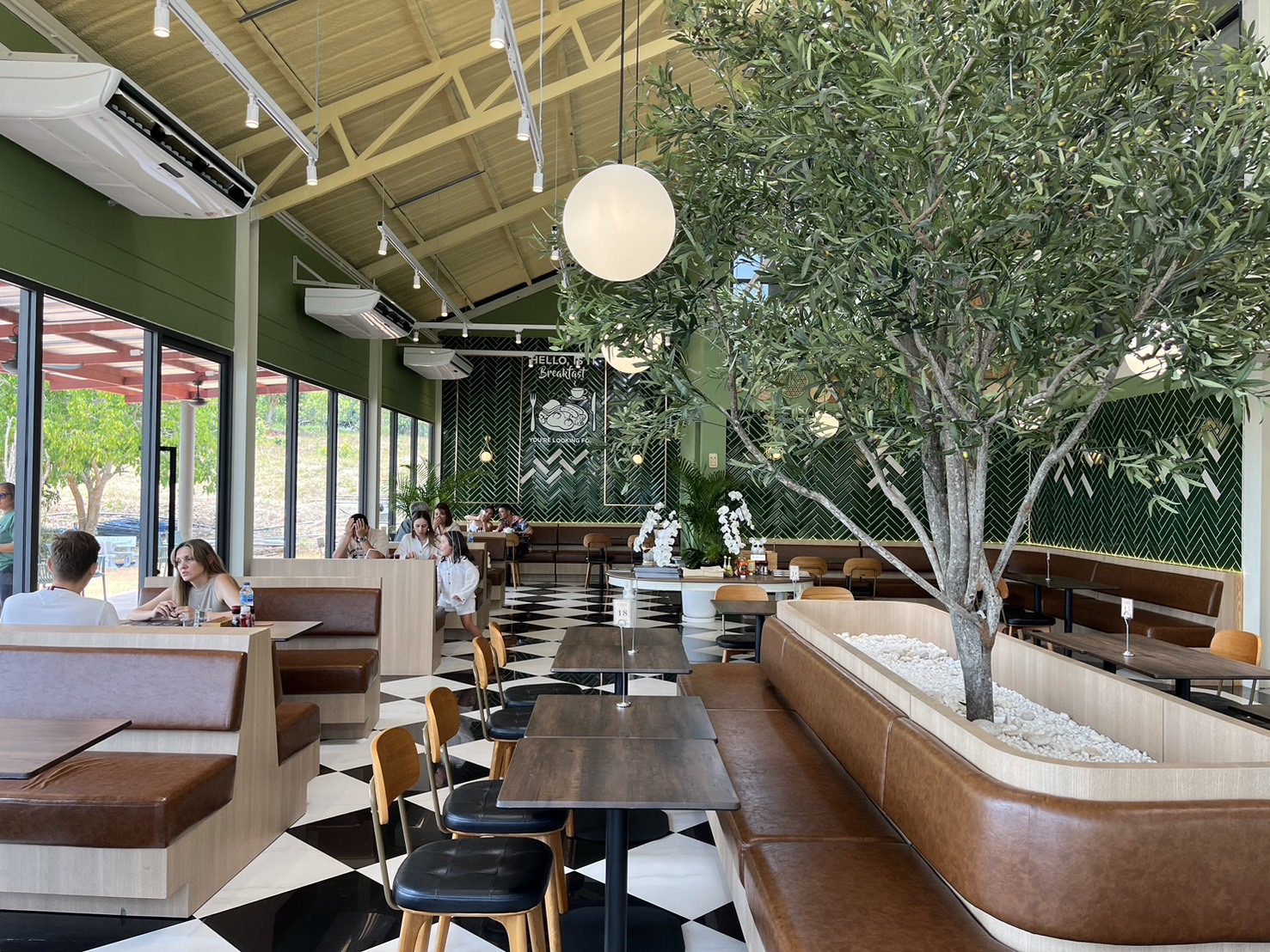 Zurich Bread Café - Layan